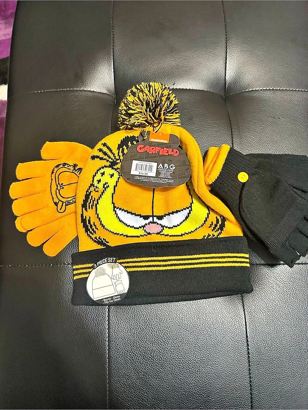 Garfield 3 Piece Set Beanie and Gloves Orange & Black